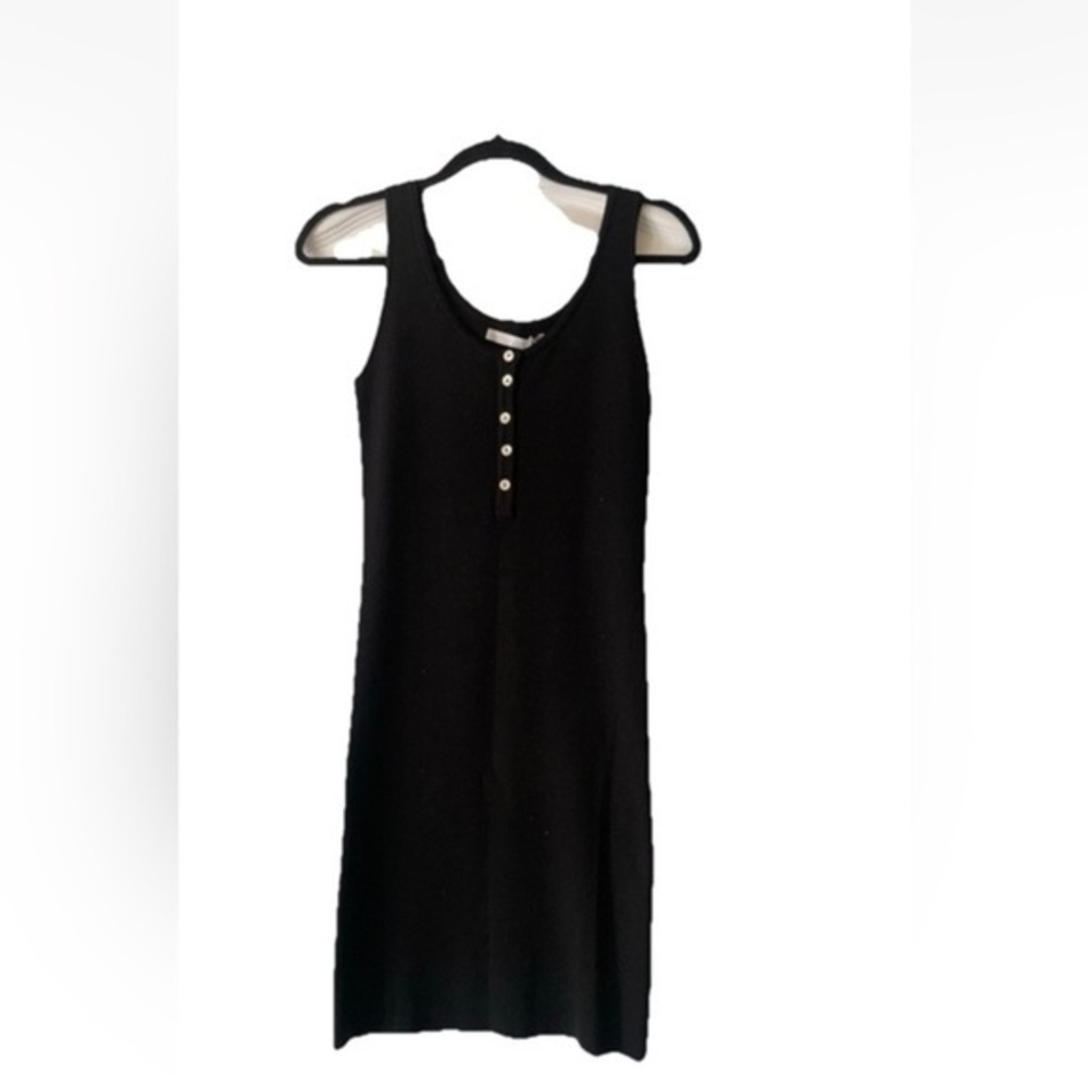 One Gray day Solid Scoop Neck Knit Tank Midi Dress Button Accent Stretch M